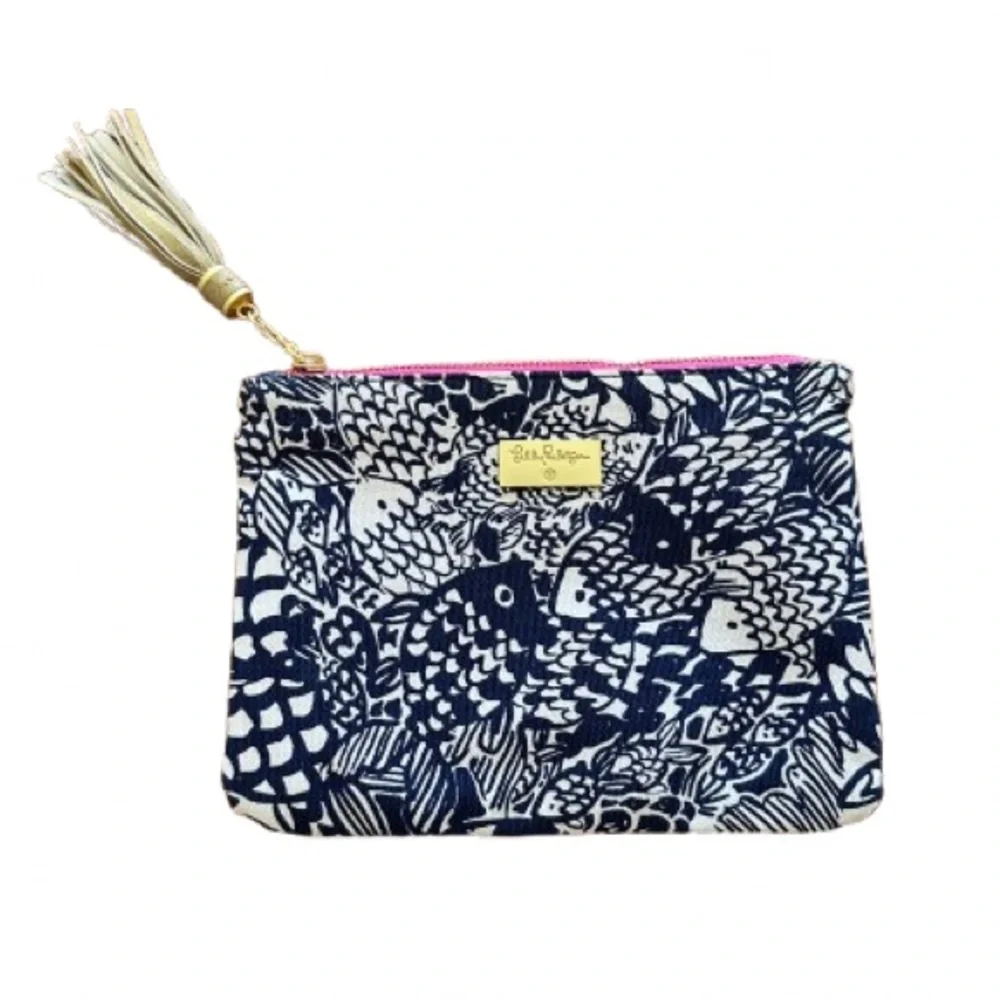 New Lilly Pulitzer Upstream Clutch Cosmetics Case.